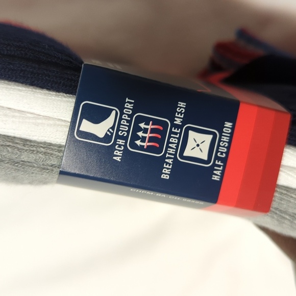 Chaps Men's Low cut socks. - Picture 4 of 4